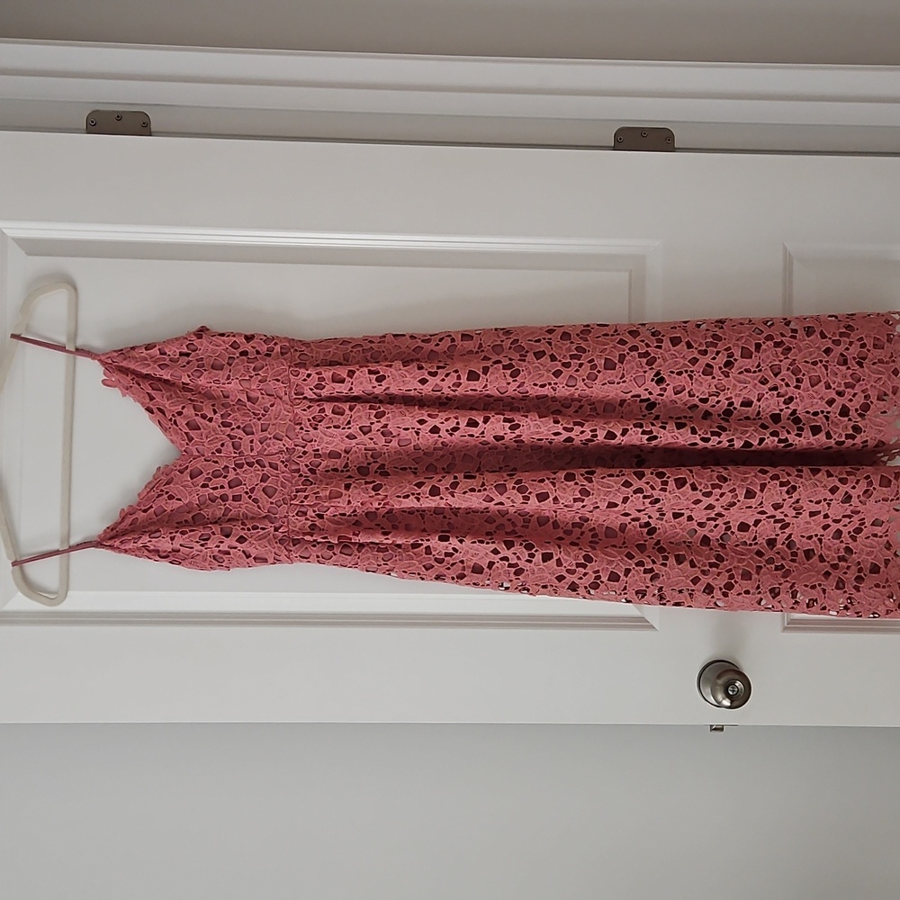 ASTR The Label Lace A Line Midi Dress Pink Mauve Size: Medium - Picture 2 of 16